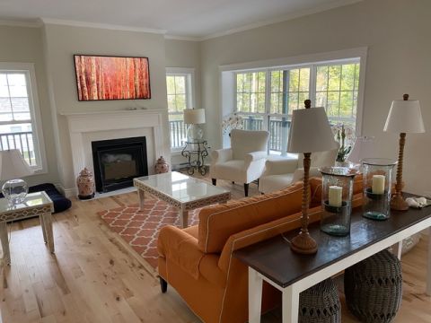 Living room with propane fireplace 